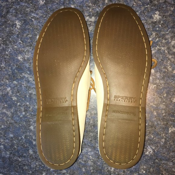 Sperry Ivory Perforated Leather Loafer Boat Shoe 9 - Picture 6 of 7